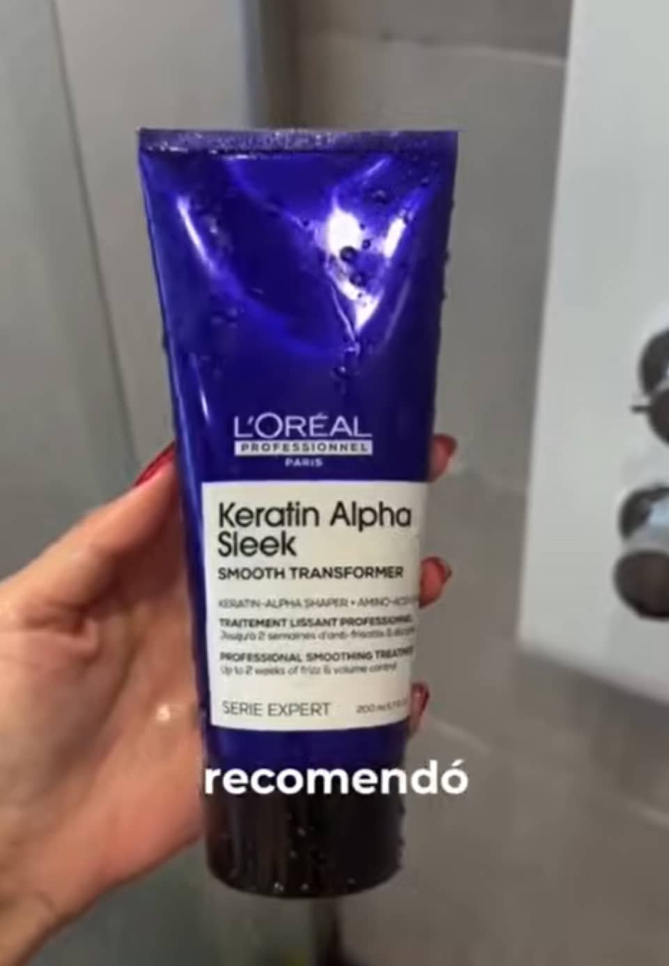 Descubre la gama completa  Absolut Repair Molecular.