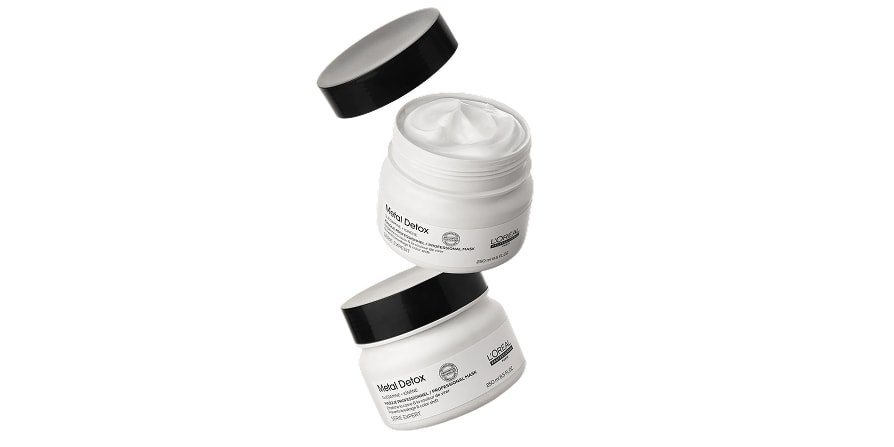 Imagen del producto: mascarilla capilar Metal Detox de L’Oréal Professionnel, que destaca la importancia de nutrir y proteger el cabello seco y dañado de las agresiones diarias.