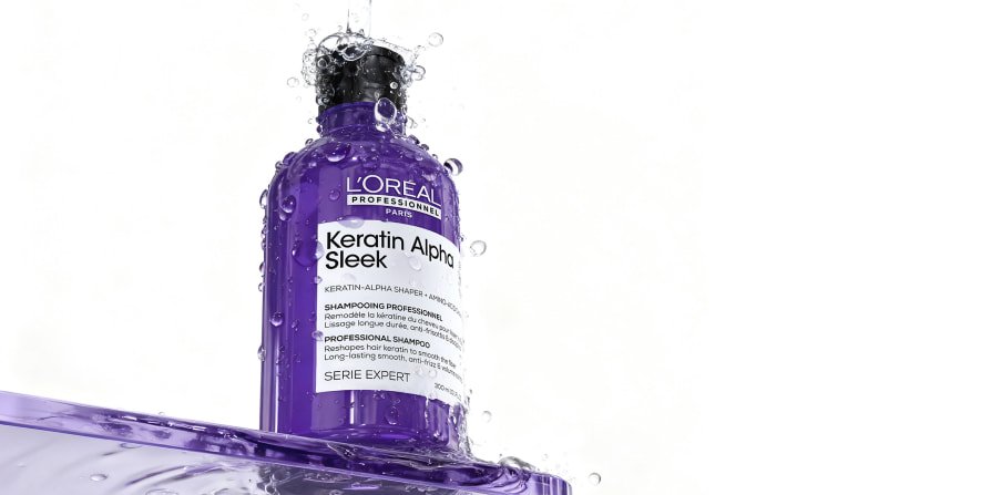 Imagen del champú de queratina, que ilustra el primer paso del tratamiento de queratina casero para limpiar el cabello y preparar la fibra capilar para el alisado.